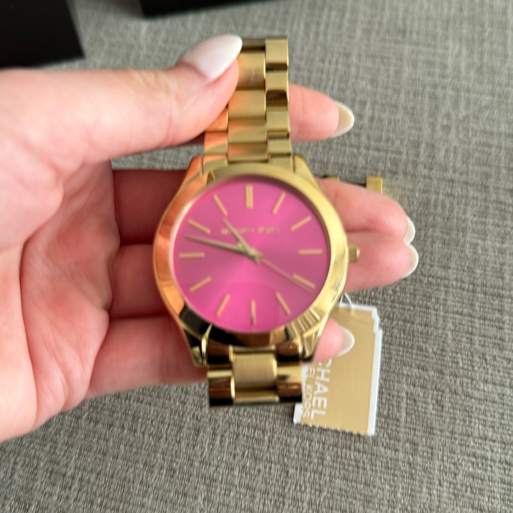 Michael Kors Slim Runway Gold and Pink Watch - 42mm - Used - Picture 4 of 15